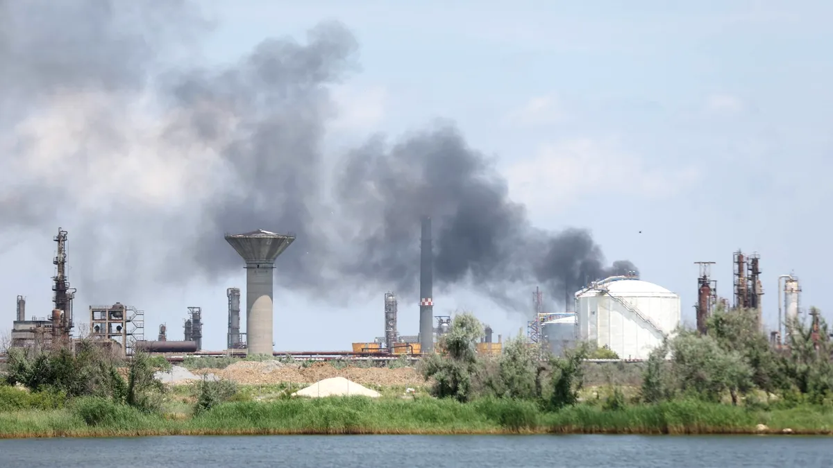 Dosar penal pentru ucidere, vătămare corporală şi distrugere, fapte din culpă, în urma exploziei de la Petromidia