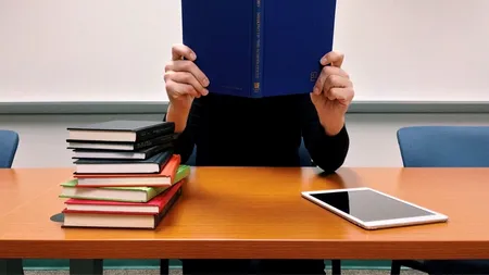 Taxe mai mari la universitățile de stat. Studenții la Drept vor plăti aproape dublu