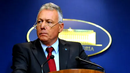 Cine este pensionarul UDMR care conduce, de nouă ani, un departament fantomă din Palatul Victoria