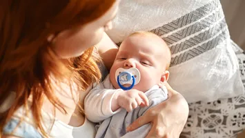 Atenție, părinți! Substanță toxică descoperită în suzete pentru bebeluși