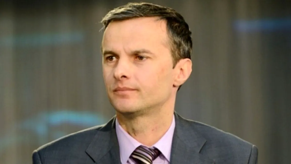 Finanțele desființează sinecura lui Cristian Socol, strategul economic al PSD