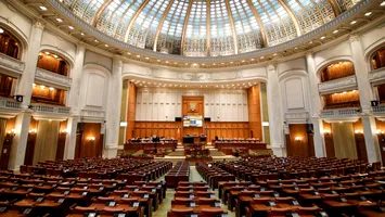 Coaliția se reunește după trei săptămâni. Pachetul doi de măsuri și bătălia pentru Capitală, pe masa discuțiilor