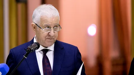 S-a retras din funcție cel mai longeviv secretar de stat