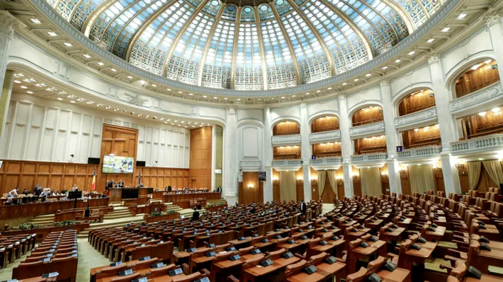 Senatul decide săptămâna viitoare dacă înființează o comisie de anchetă privind întâlnirea Bolojan-Tănăsescu