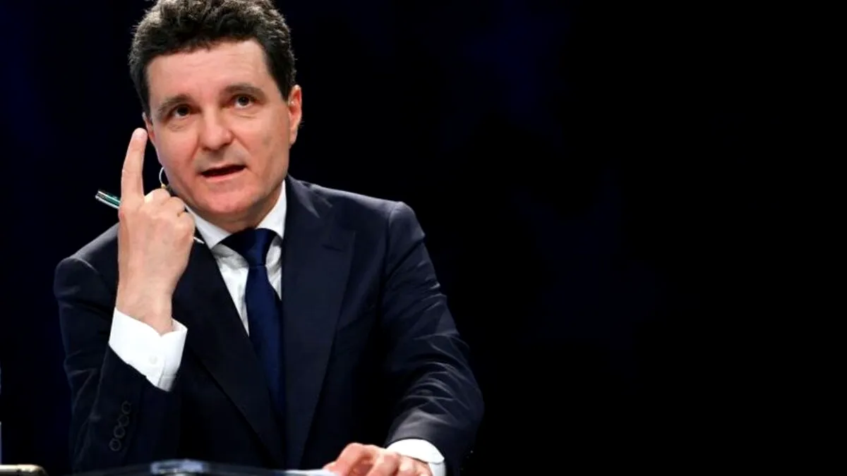 Nicușor Dan a deschis Congresul Studenţilor din România. Ce temă de dezbatere le-a propus președintele ales