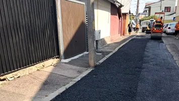 Strada Zorilor din Sectorul 5, în lucrări: carosabilul măcinat de degradări, reparat