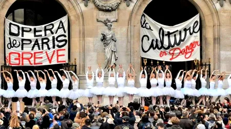 Lumea culturii din Franța protestează: Autoritățile sunt vinovate