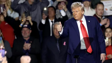Donald Trump a interzis accesul transsexualilor în Armată