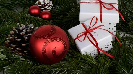Sondaj: Mai mult de jumătate dintre angajați se așteaptă să primească primă sau cadouri de Crăciun