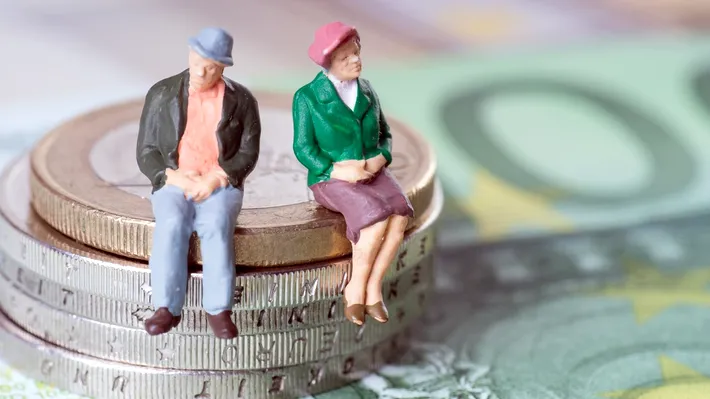 Bani în plus la pensie pentru românii din Germania. Programul despre care 90% nu știu, dar oferă bonusuri consistente