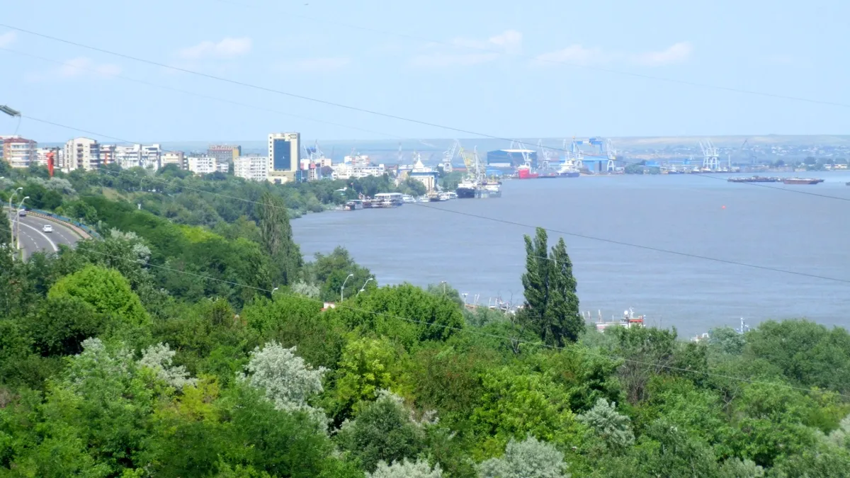 După ce au abandonat atracțiile turistice ale Dunării, edilii Galațiului vor să ispitească turiștii cu parcuri de aventură