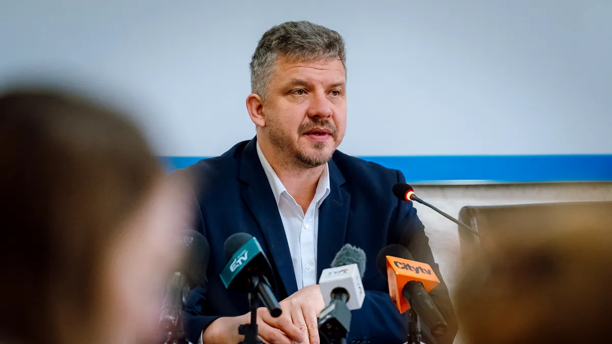 Primarul unui municipiu important din România, tras pe dreapta de DNA. Nu-și mai poate exercita atribuțiile