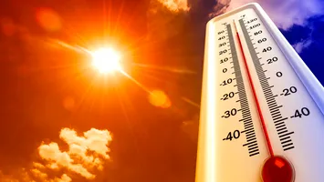 Cod roșu de caniculă în aproape toată țara: de luni, 41 de grade și nopți tropicale în majoritatea județelor