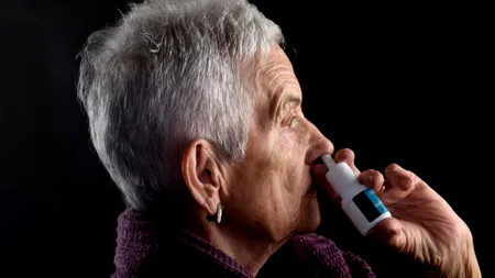 Spray nazal: tratament revoluționar pentru maladia Alzheimer