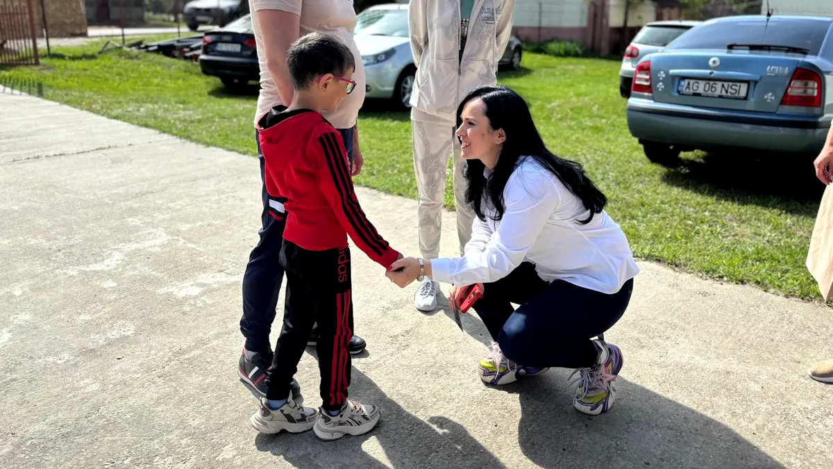 Simona Bucura Oprescu s-a întors la origini: Am votat astăzi acasă, cu gândul la copiii noștri