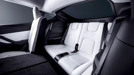 Tesla a lansat în Europa versiunea cu 7 locuri pentru Model Y, cel mai vândut automobil al mărcii