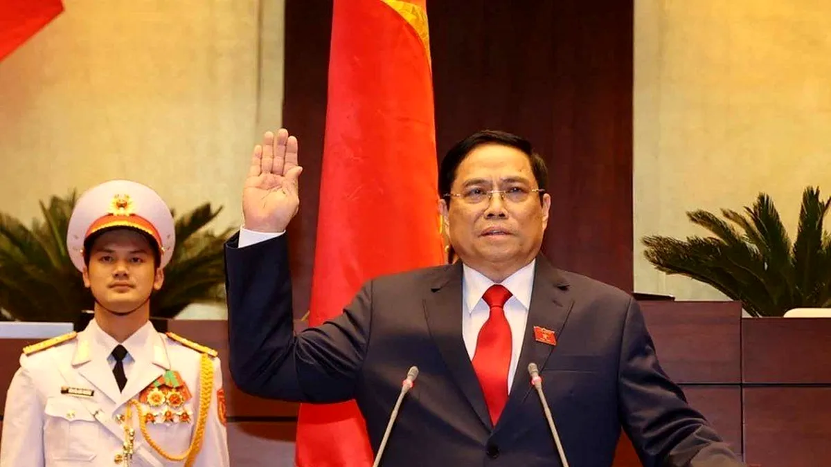 Noul premier al Vietnamului a studiat şi a lucrat în România