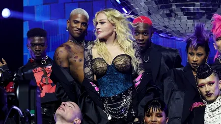 Madonna sub asediu: acuzații de pornografie și comportament inadecvat la concert