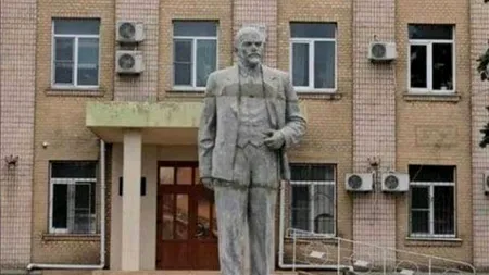 Polonia și țările baltice au decis demontarea a sute de statui din perioada sovieto-comunistă