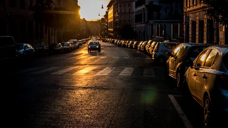 Reguli de circulație în Italia. Informații de care trebuie să țină cont șoferii în Peninsulă