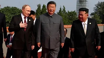 O imagine imposibilă devenită realitate: Xi, Putin și Kim, împreună la cea mai mare paradă militară din istoria Chinei