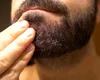 Descoperirea care le schimbă viața bărbaților. Barba, rezervor de bacterii. Conține mai mulți germeni decât o toaletă