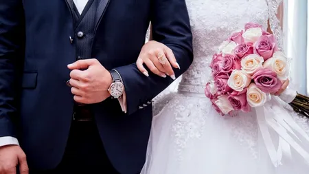 Cât e darul la nuntă în 2022 dacă ești naș, socru sau invitat