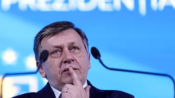 Crin Antonescu critică alegerea Ursulei von der Leyen pentru un al doilea mandat: „Vina este a PPE-ului”