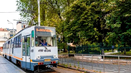 Ce-au ajuns hoții în București: fură șine de tramvai și picamer de pe șantier