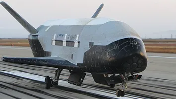 Bătălia pentru spațiul cosmic ia amploare. SUA testează un „avion spațial secret”