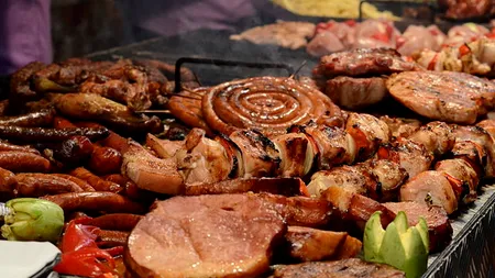 Românii dau porcul pe pui, varianta economică