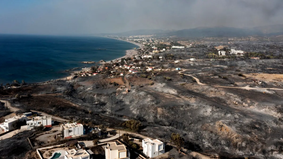 Imaginea dezastrului lăsat în urma incendiilor din Rodos