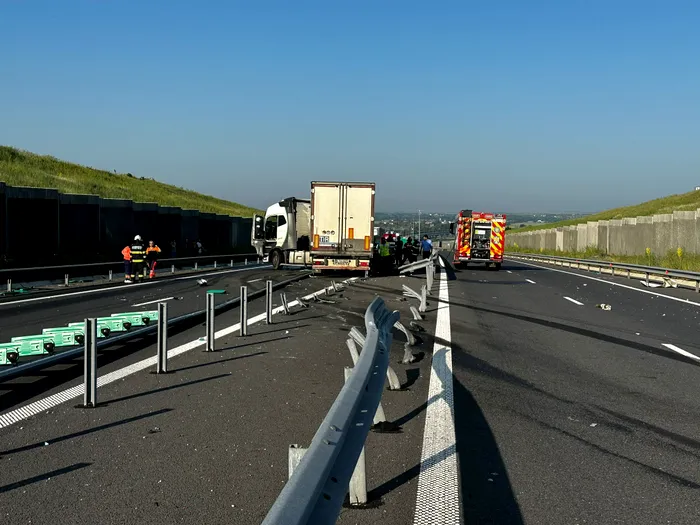 Parapet median metalic sau de beton pe autostrăzile din România?