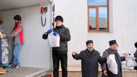 De Crăciun, Patriarhia le oferă familiilor sinistrate obiecte de uz casnic, sobe, lemne de foc și pachete cu carne și dulciuri