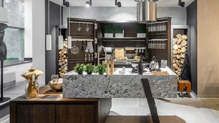 Moda bucătăriilor multifuncționale. Delta Kitchen Studio, un concept care reuneşte calitatea, funcţionalitatea şi design-ul personalizat în bucătărie. 