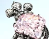 Un diamant rar cu „sânge albastru”, vândut cu aproape 14 milioane de dolari. Bijuteria ar fi aparținut Mariei Antoinette