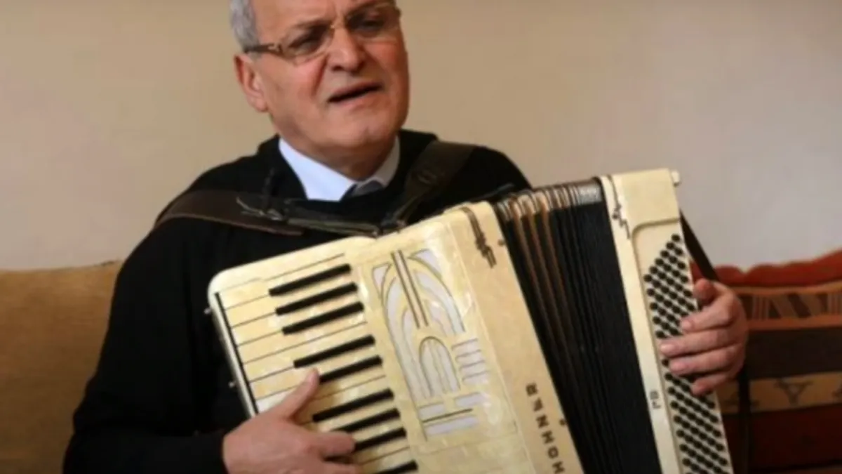 Îi plăcea „de pușcărie”: Melodiile pe care i le cânta Nelu Ploieşteanu lui Nicu Ceaușescu
