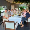 Fiul lui Nicolae Ceaușescu, Valentin Ceaușescu, a apărut la masă cu legende ale fotbalului românesc. Întâlnire la un local din București