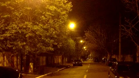 Apare un nou bir: „taxa pe iluminat public”! Într-o comună din Galați, sătenii plătesc 3 lei/lunar pentru „becul de pe stâlp”