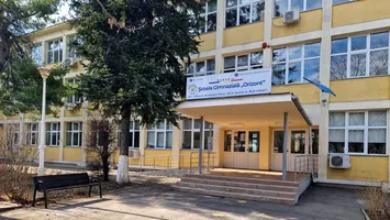 Ministrul educației anunță ultimul an de școală în trei schimburi