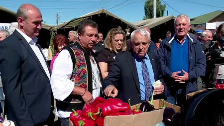 Batjocură la adresa producătorilor: Daea cumpără produse de față cu presa după care își trimite subalternii să le dea înapoi