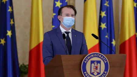 Premierul României se vaccinează public