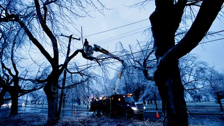 Black-out în zona Quebec - Montreal. Peste 1.000.000 de canadieni în beznă de miercuri