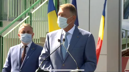 Klaus Iohannis testează trenul care va circula pe ruta Gara de Nord - Aeroportul Otopeni