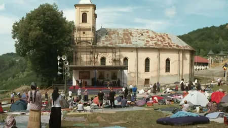 Sf. Maria 2023. Pelerinaj la mânăstirea Nicula, din Cluj. Când se scoate Icoana Făcătoare de Minuni