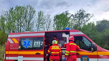 O femeie a murit după ce și-a dat foc pe stradă, în Hunedoara