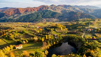 Comoara geologică a României, Lacul Meledic, salvat temporar de la sacrificiu