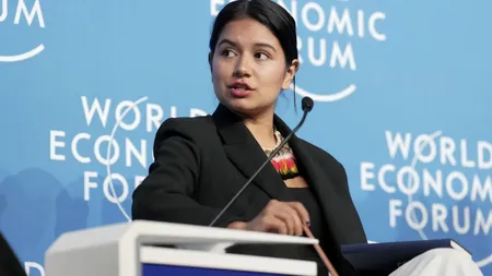 WEF: Accelerarea tranziției la Inteligența Artificială (AI) este determinantă: Poate fi un plan pentru mediul de afaceri și guverne