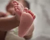 Miracol la Pașcani: un nou-născut, aruncat în toaletă, a fost găsit în viață de paramedici
