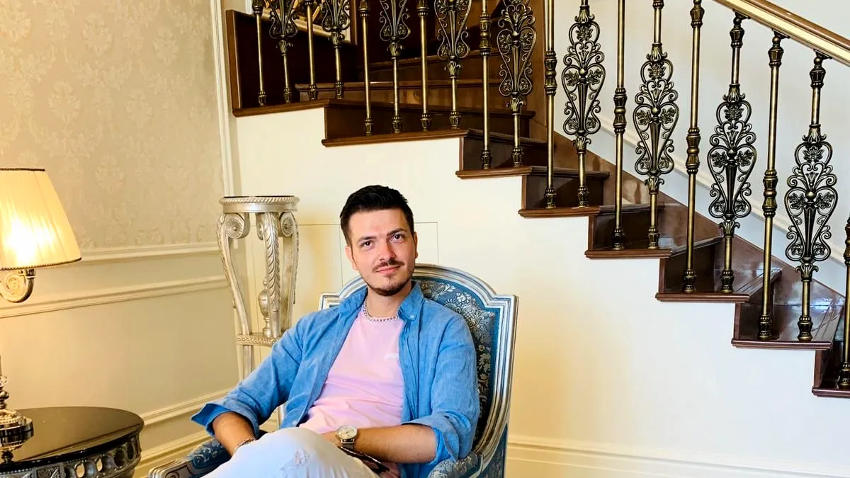 Arta din spatele unei țesături. Creațiile lui Florin Burescu, un real succes